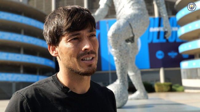 “奥斯梅恩和他的队友们鼓舞了球队，给球迷们带来了巨大的欢乐，双方都想继续这段冒险之旅。